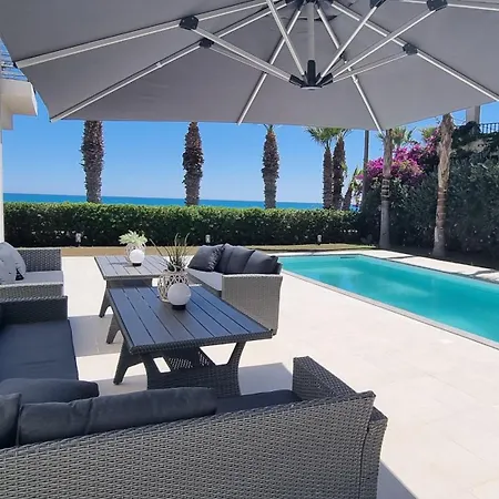 Luxury Lucy With Pool On Front Of Of